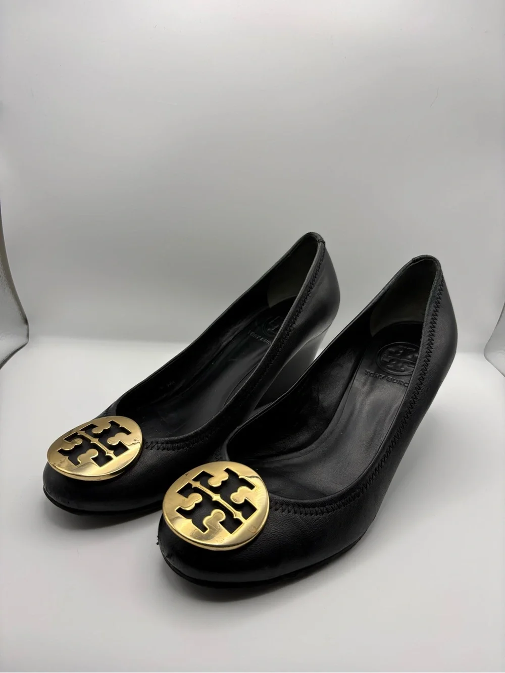 Tory Burch Black Leather Heels with Gold Logo Medallion